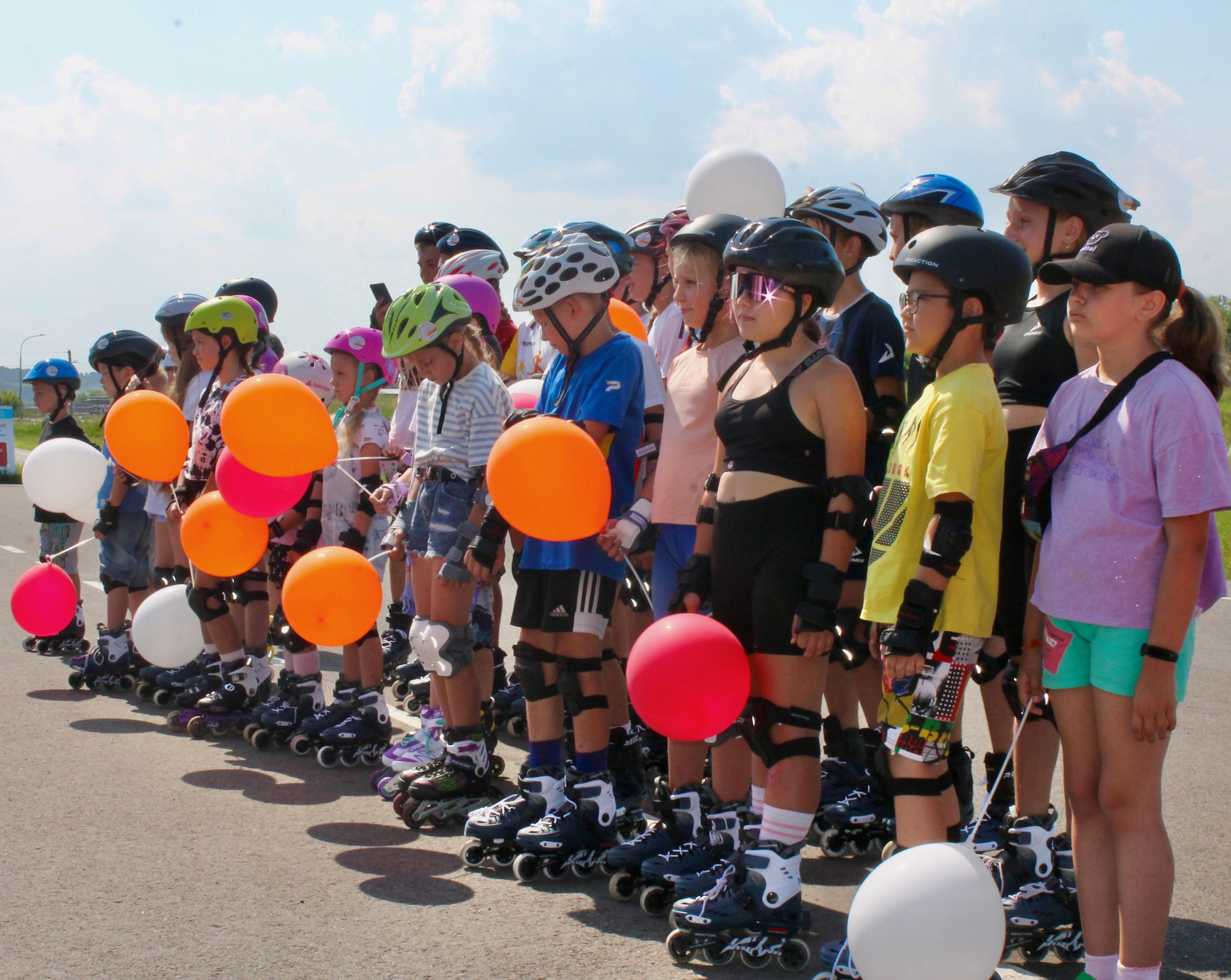 Фото - При поддержке ЕВРАЗа в Новокузнецке на базе «Спортивной республики» открылась секция роликовых коньков.